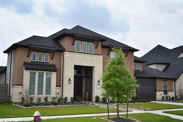 Sådan undgår du faldgruber som boligkøber: Eksperternes bedste råd